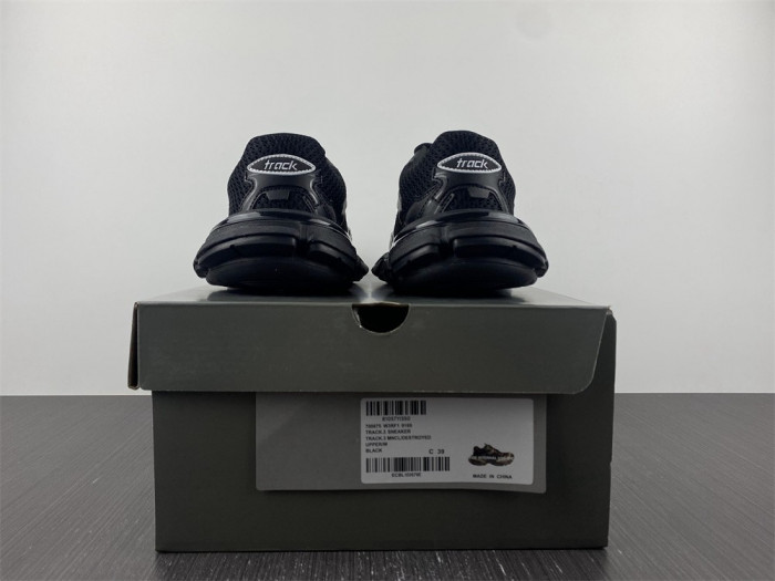 Ba*len*cia*ga track trainer btt-028