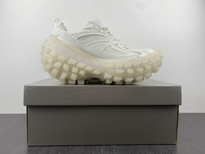 Ba*len*cia*ga track trainer  (all white night light ) btt-037