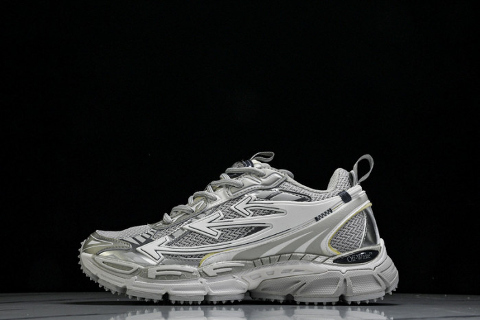 c/o​  sneakers  co-011