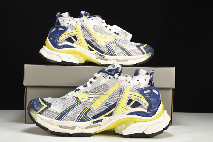 Ba*len*cia*ga track trainer btt-065