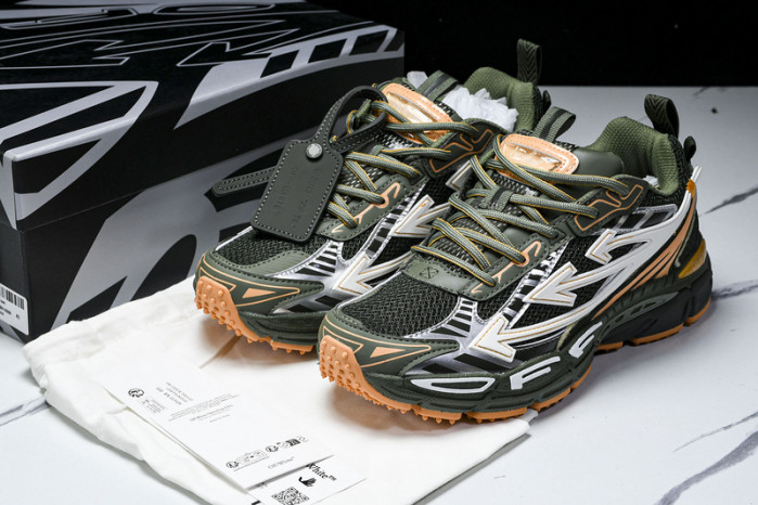 c/o sneakers co-008