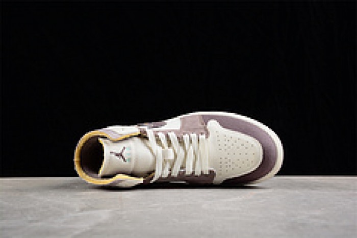 air jordan 1 mid  dm9652-102