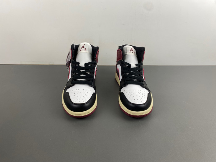 air jordan 1  mid    fq7818-101