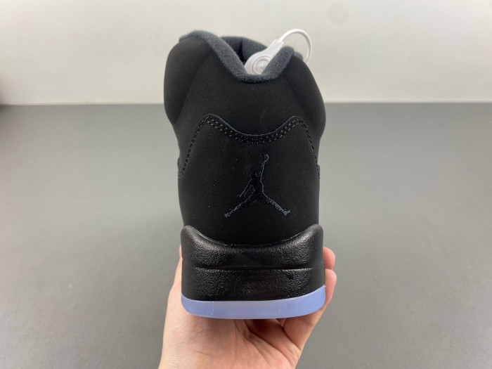 air jordan 5 “black metallic reimagined” hf3975-001