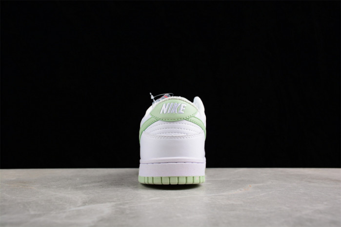 nike dunk low honeydew  dv0831-105