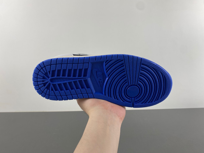 air jordan 1 low  hq0764-001